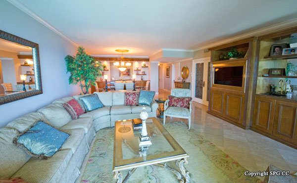 Living Area at Luxury Oceanfront Residence 21A, Tower II, The Palms Condominiums, 2110 North Ocean Boulevard, Fort Lauderdale Beach, Florida 33305, Luxury Waterfront Condos 