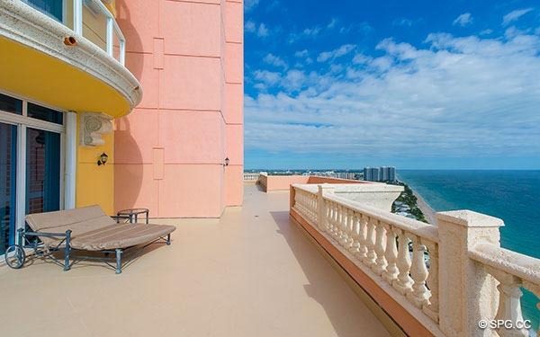 Full 360 Degree Wrap-Around Terrace for Grand Penthouse 29A, Tower II at The Palms, Luxury Oceanfront Condos in Fort Lauderdale, South Florida 33305