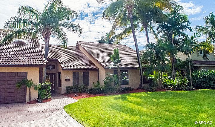 Luxury Waterfront Home, 3208 Northeast 40th Court, Fort Lauderdale, Florida 33308