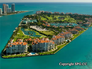 FISHER ISLAND LUXURY WATERFRONT HOMES