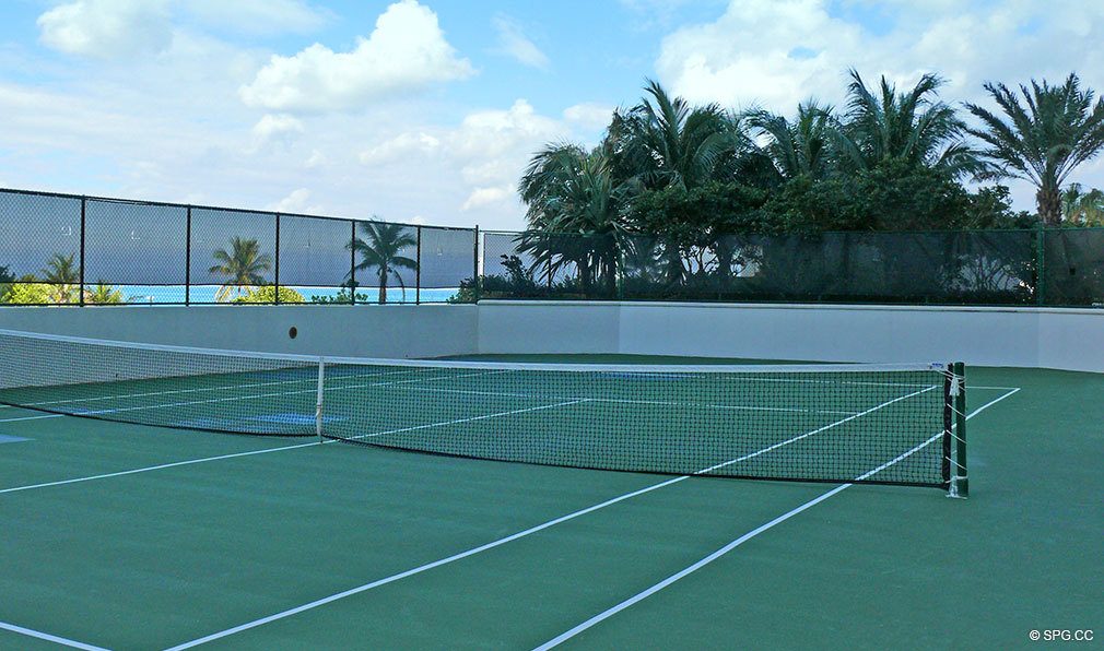 Ocean Palms Tennis Courts, Luxury Oceanfront Condominiums Located at 3101 S Ocean Dr, Hollywood Beach, FL 33019