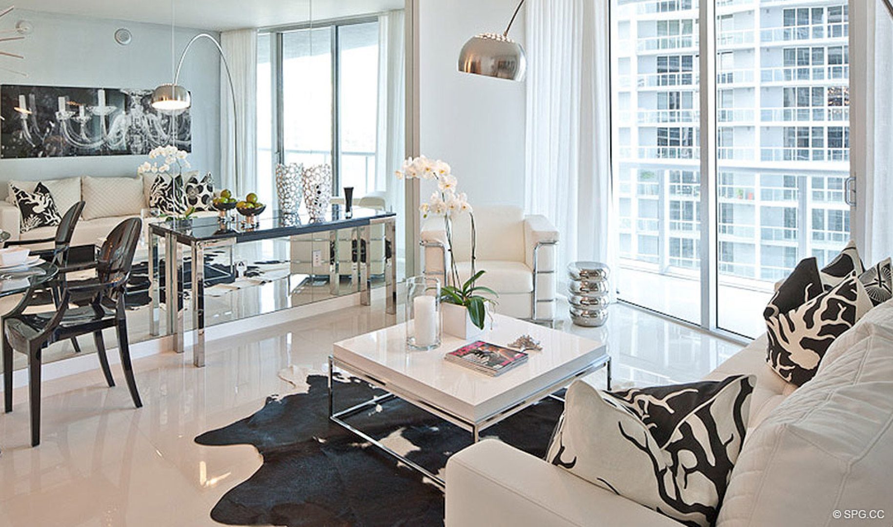Stylish Design at ICON Brickell, Luxury Waterfront Condominiums Located at 475 Brickell Ave, Miami, FL 33131