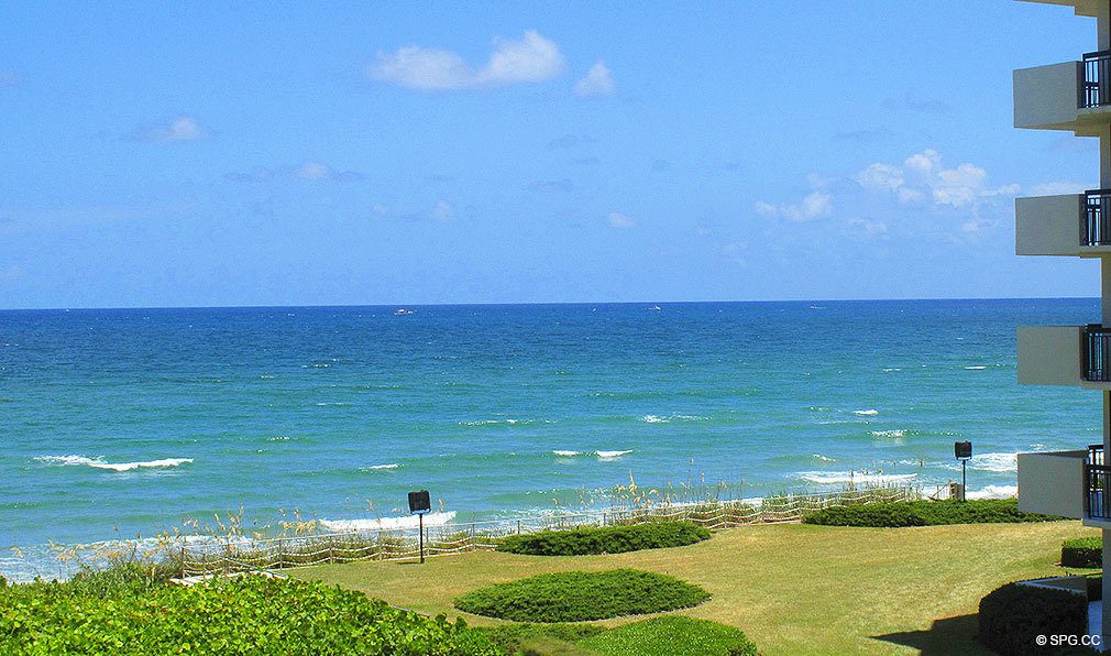 Direct Access to the Beach at Oasis, Luxury Oceanfront Condos in Palm Beach, Florida 33480