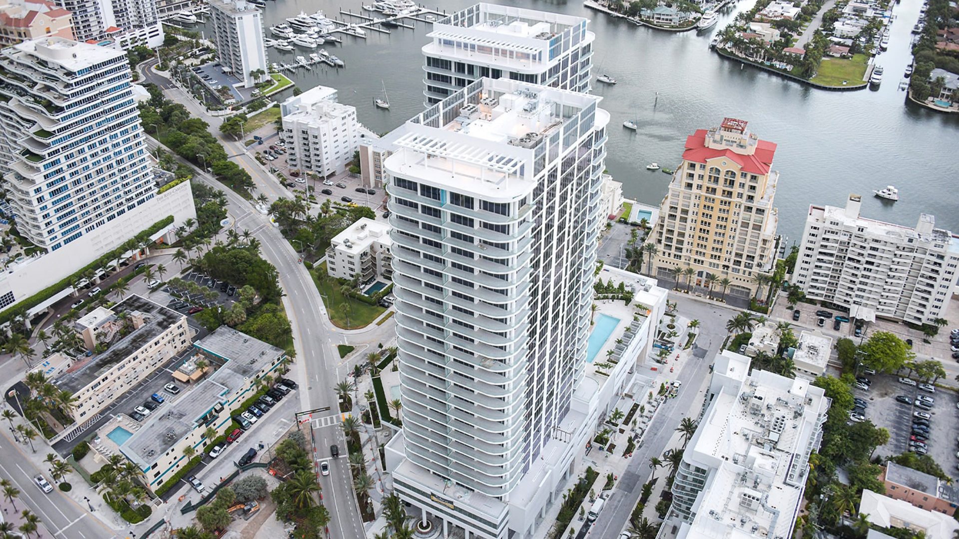 Selene Ocean Front Hero 2