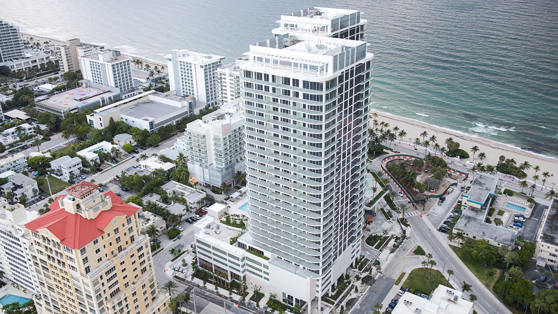 Selene Ocean Front Hero 4