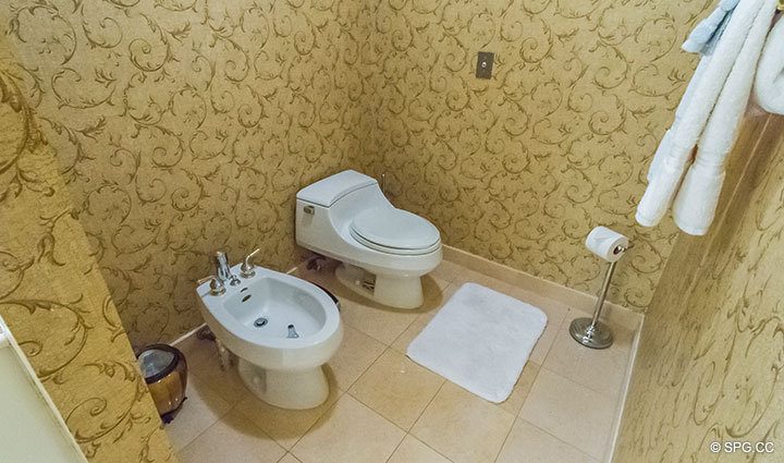 His and Her Master Bath inside Penthouse Residence 27D, Tower II at The Palms, Luxury Oceanfront Condos in Fort Lauderdale, Florida, 33305