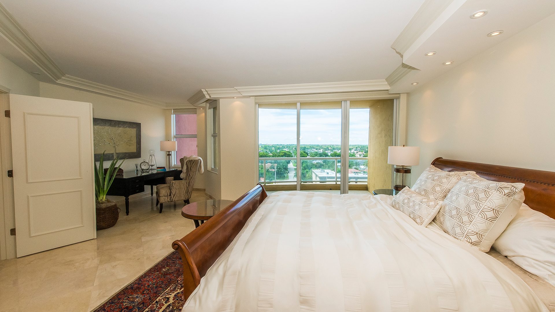 The Palms Residence 8D T1 Fort Lauderdale, Florida 33305