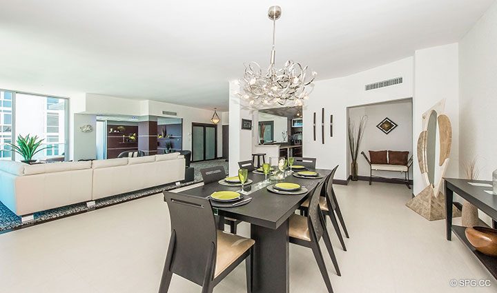 Большая открытая столовая в пентхаусе 10 в резиденциях Sian Ocean, роскошные апартаменты с видом на океан Голливуд-Бич, Флорида 33019