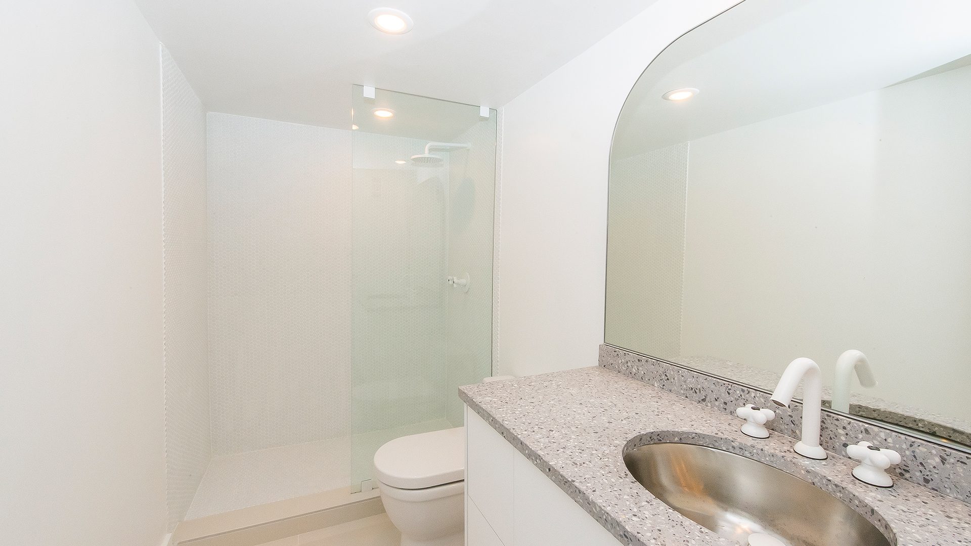 Residence 10J For Sale at Plaza South, Fort Lauderdale, Florida 33308