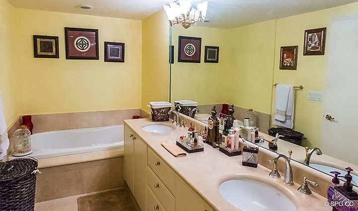 Whirlpool Tub inside Residence 10B, Tower I at The Palms, Luxury Oceanfront Condominiums Fort Lauderdale, Florida 33305