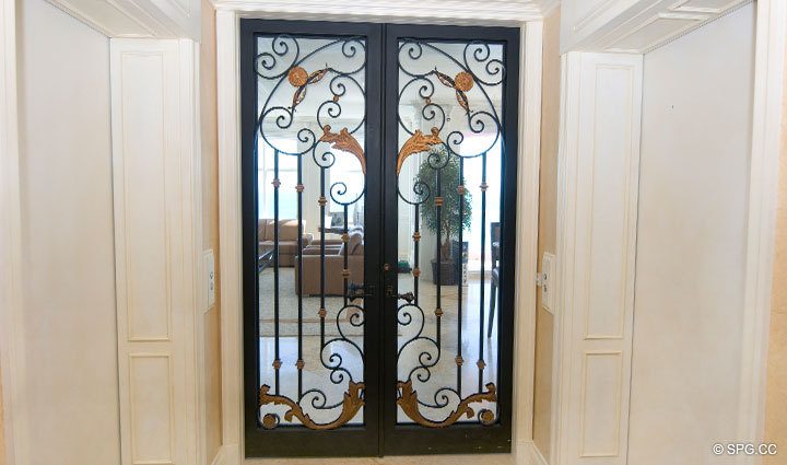 Private Foyer at Luxury Oceanfront Residence 26D, Tower I, The Palms Condominium, 2100 North Ocean Boulevard, Fort Lauderdale Beach, Florida 33305, Luxury Seaside Condos