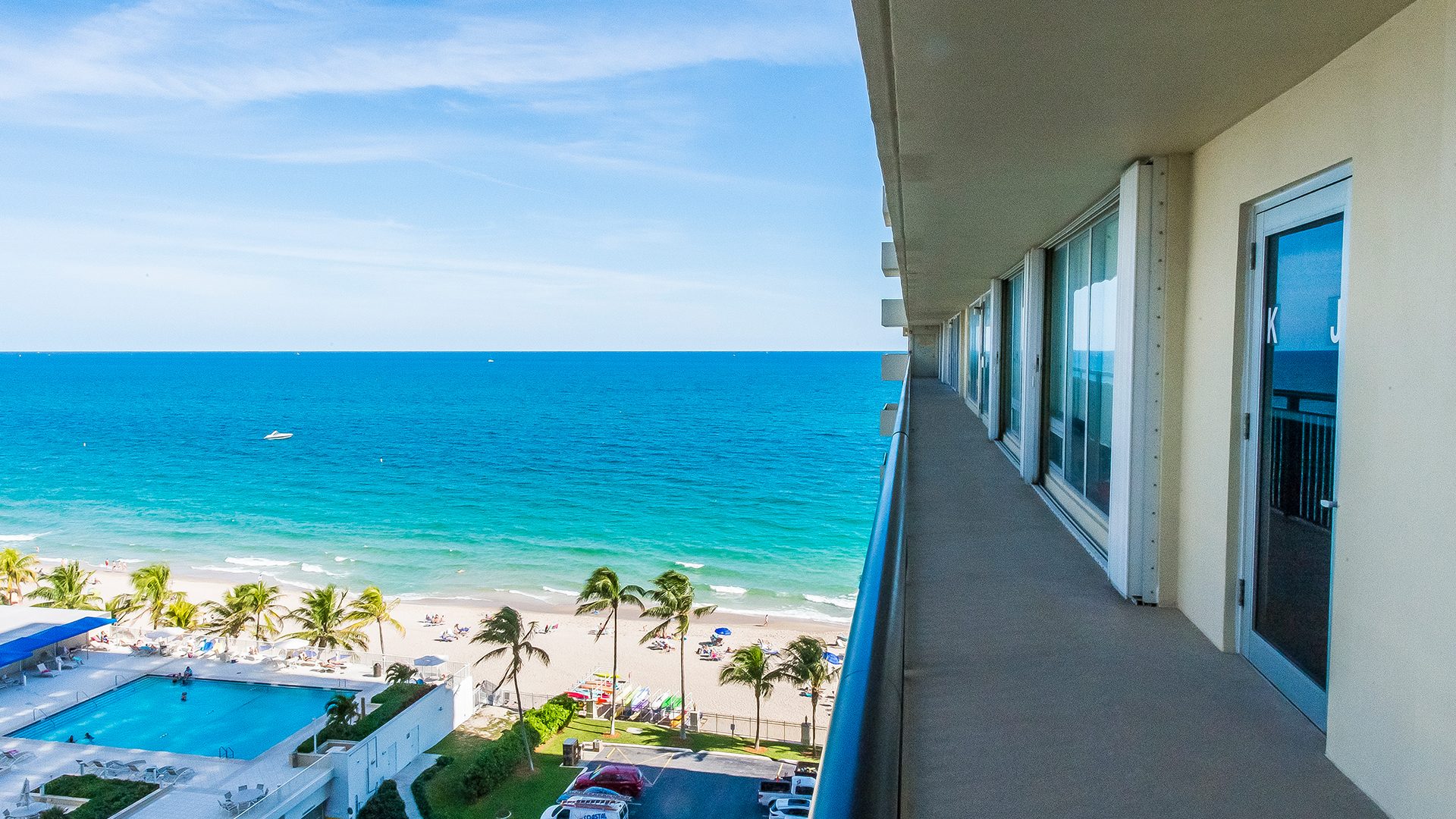 Residence 10J For Sale at Plaza South, Fort Lauderdale, Florida 33308