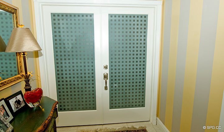 Foyer at Luxury Oceanfront Residence 7A, Tower II, The Palms Condominiums, 2110 North Ocean Boulevard, Fort Lauderdale Beach, Florida 33305, Luxury Seaside Condos