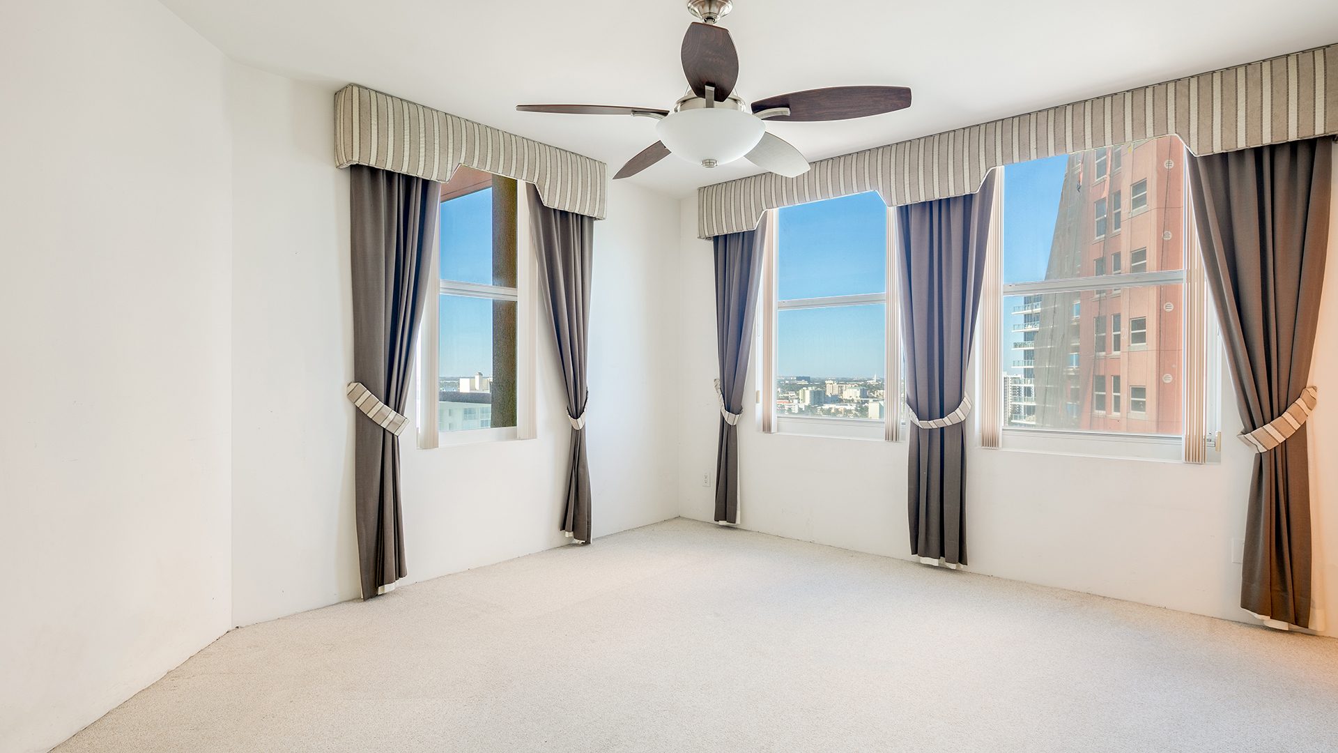 Residence 19B, Tower I For Sale at The Palms, Luxury Oceanfront