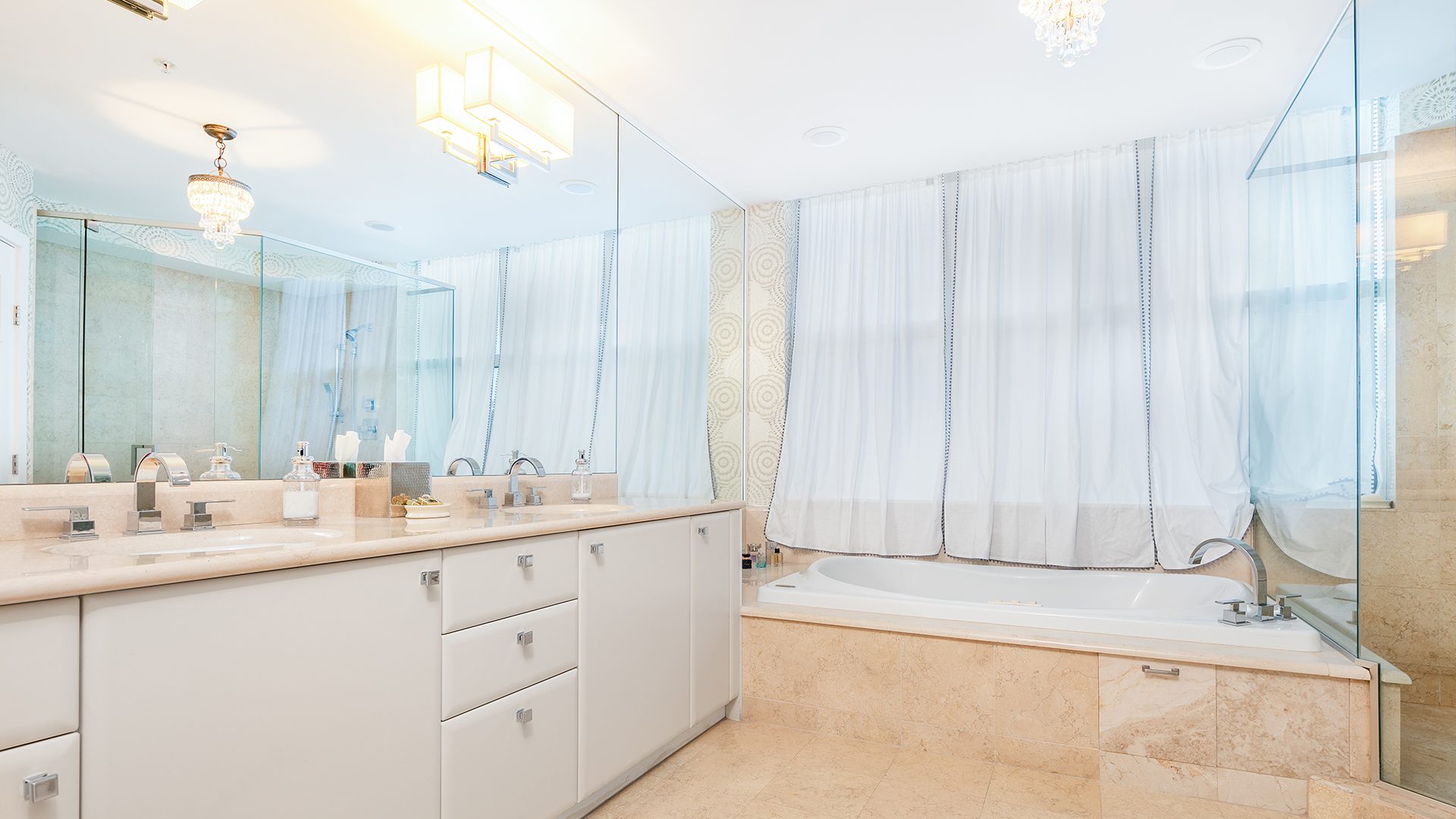 luxury-oceanfront-residence-4b --- tower-ii-at-the-palms-the-palms-condomínios - 2110-north-ocean-boulevard - fort-lauderdale-beach - florida-33305 - luxo- condomínios à beira-mar