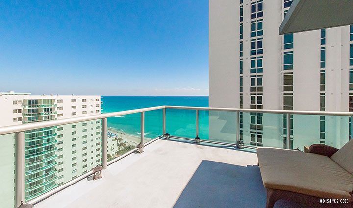 Geräumige Terrasse für Penthouse 10 bei Sian Ocean Residences, Luxus Oceanfront Eigentumswohnungen Hollywood Beach, Florida 33019