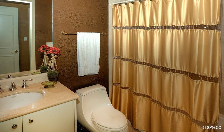 Guest Bathroom, Luxury Oceanfront Residence 10B, Tower II, The Palms Condominium, 2110 North Ocean Boulevard, Fort Lauderdale Beach, Florida 33305, Luxury Beachfront Condos in ft. lauderdale