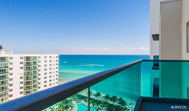 Terrasse Meerblick von Penthouse 10 bei Sian Ocean Residences, Luxus Oceanfront Eigentumswohnungen Hollywood Beach, Florida 33019