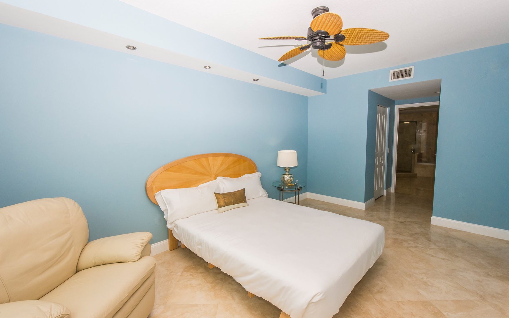 350 Las Olas Place Residence 1860