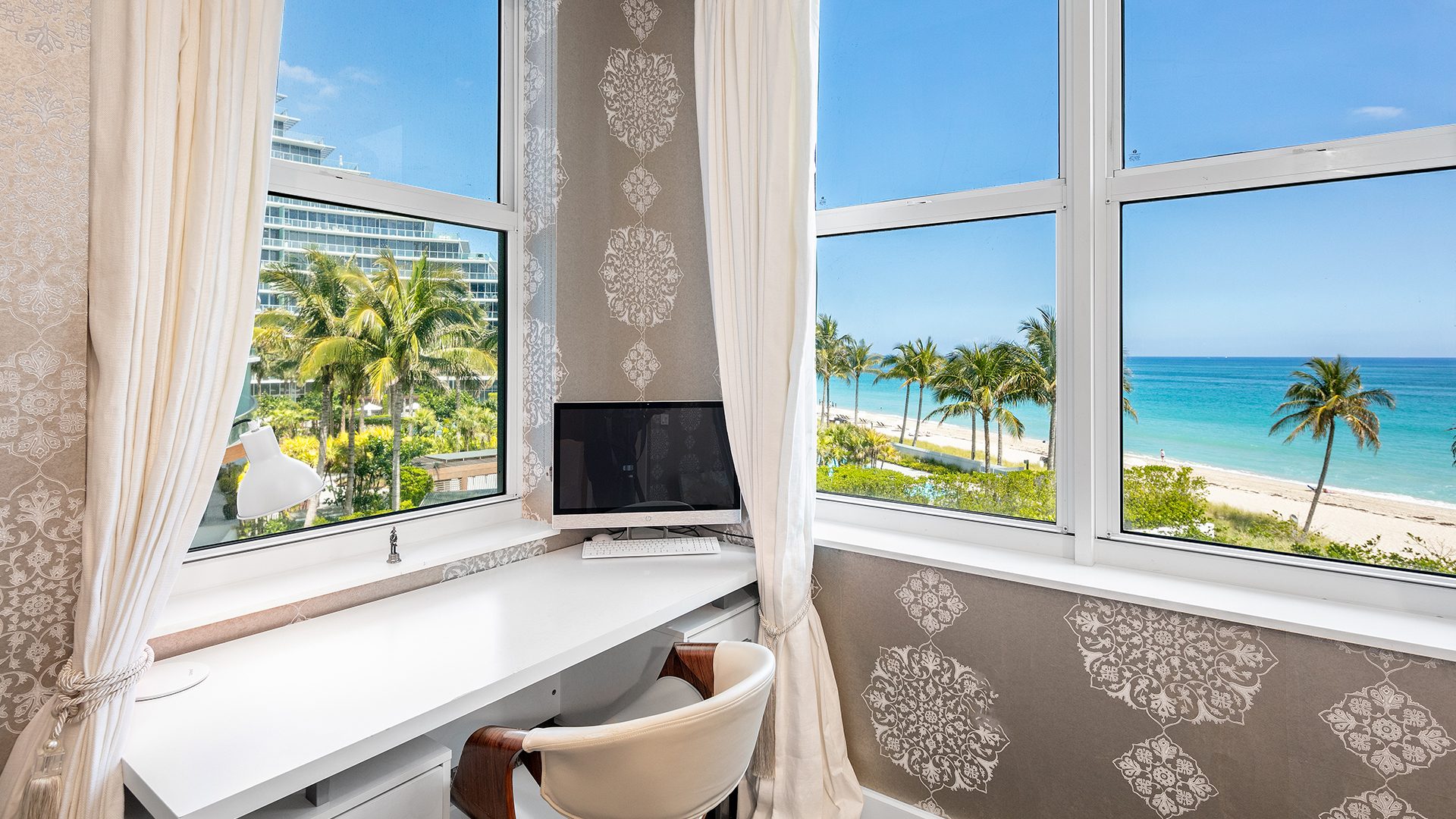 luxury-oceanfront-residence-4b --- tower-ii-at-the-palms-the-palms-condomínios - 2110-north-ocean-boulevard - fort-lauderdale-beach - florida-33305 - luxo- condomínios à beira-mar