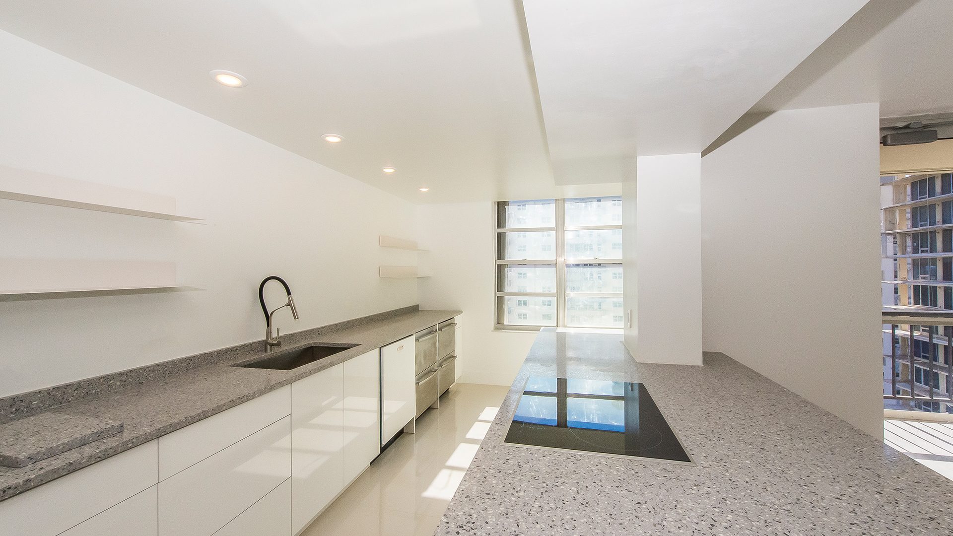 Residence 10J For Sale at Plaza South, Fort Lauderdale, Florida 33308