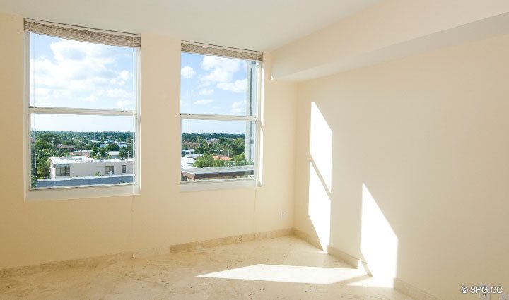 Guest Bedroom at Luxury Oceanfront Residence 6A, Tower I, The Palms Condominiums, 2100 North Ocean Boulevard, Fort Lauderdale Beach, Florida 33305, Luxury Seaside Condos