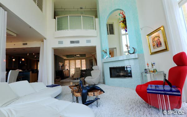 Living Room - Oceanfront Villa VI, The Palms luxury oceanfront condo, 2130 North Ocean Boulevard, Fort Lauderdale Beach, Florida 33305
