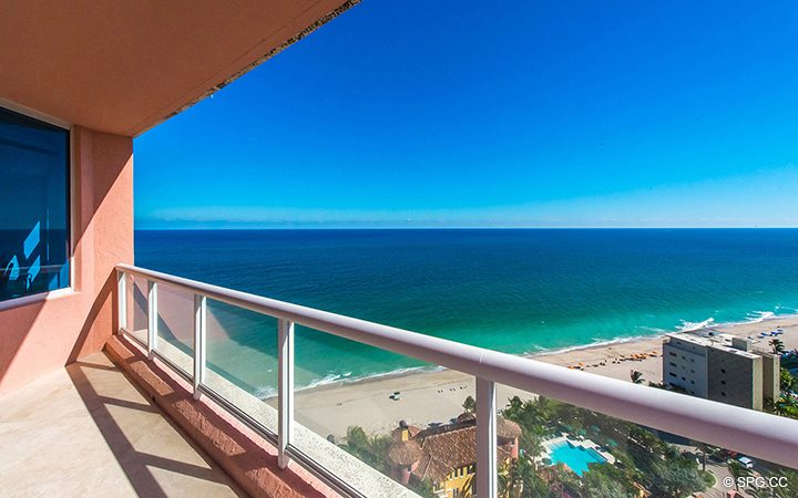 Master Bedroom View at Luxury Oceanfront Residence 21E, Tower II, The Palms Condominium, 2110 North Ocean Boulevard, Fort Lauderdale Beach, Florida 33305, Luxury Seaside Condos