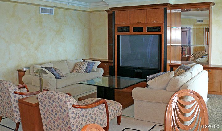 Living Area at Luxury Oceanfront Residence 15D, Tower I, The Palms Condominiums, 2100 North Ocean Boulevard, Fort Lauderdale Beach, Florida 33305, Luxury Seaside Condos