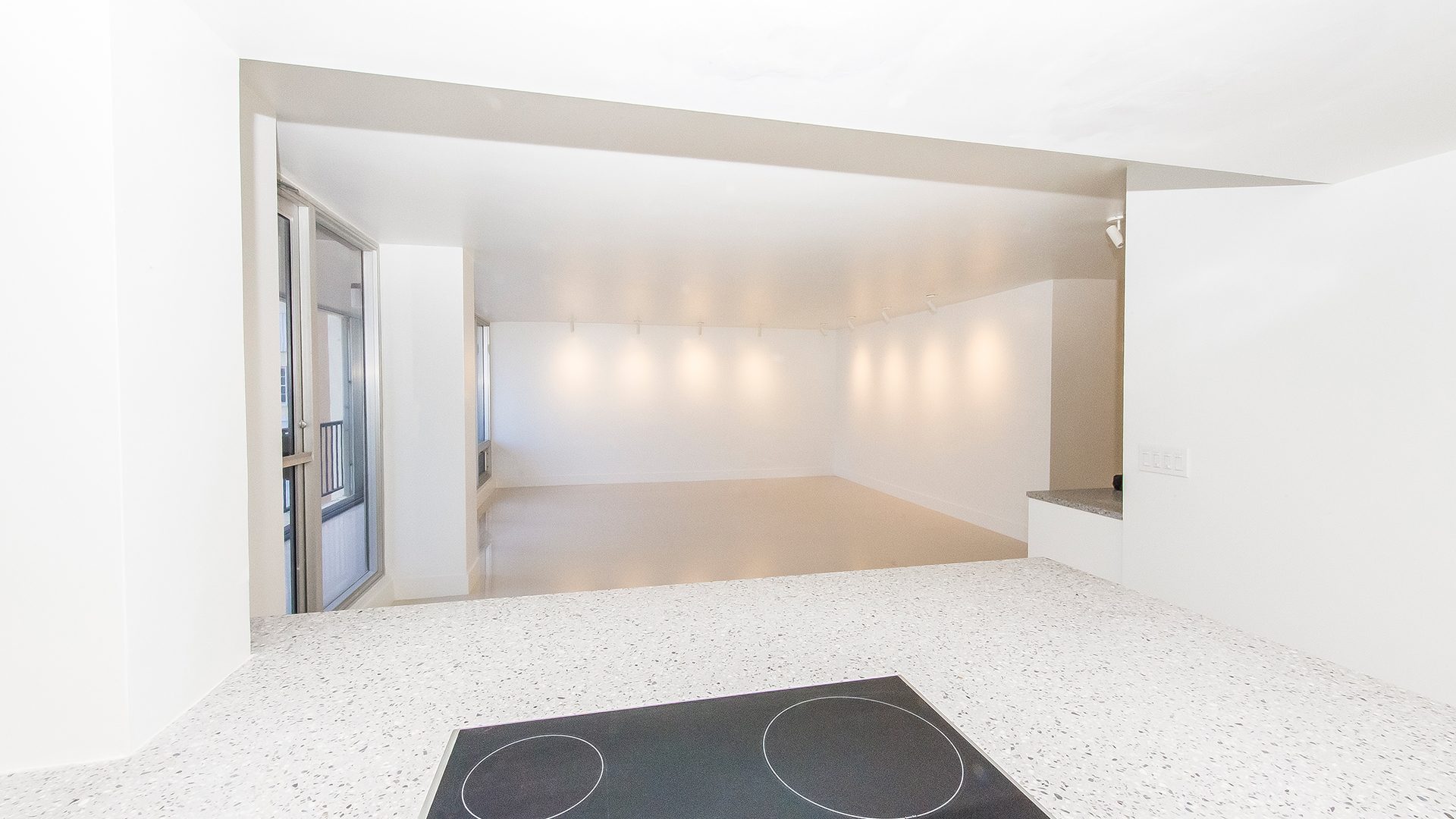 Residence 10J For Sale at Plaza South, Fort Lauderdale, Florida 33308