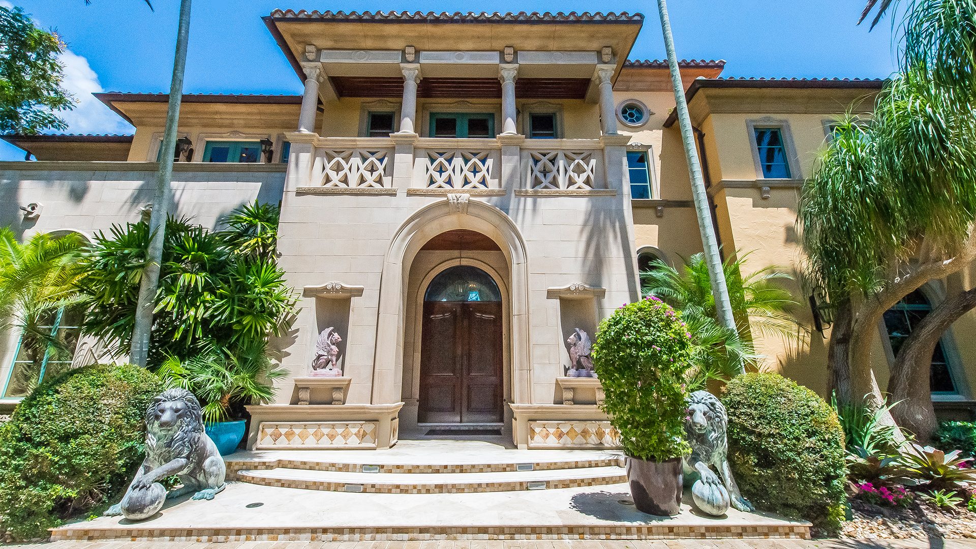 Luxury Estate Home 220 North Compass Drive, Fort Lauderdale, Florida 33308