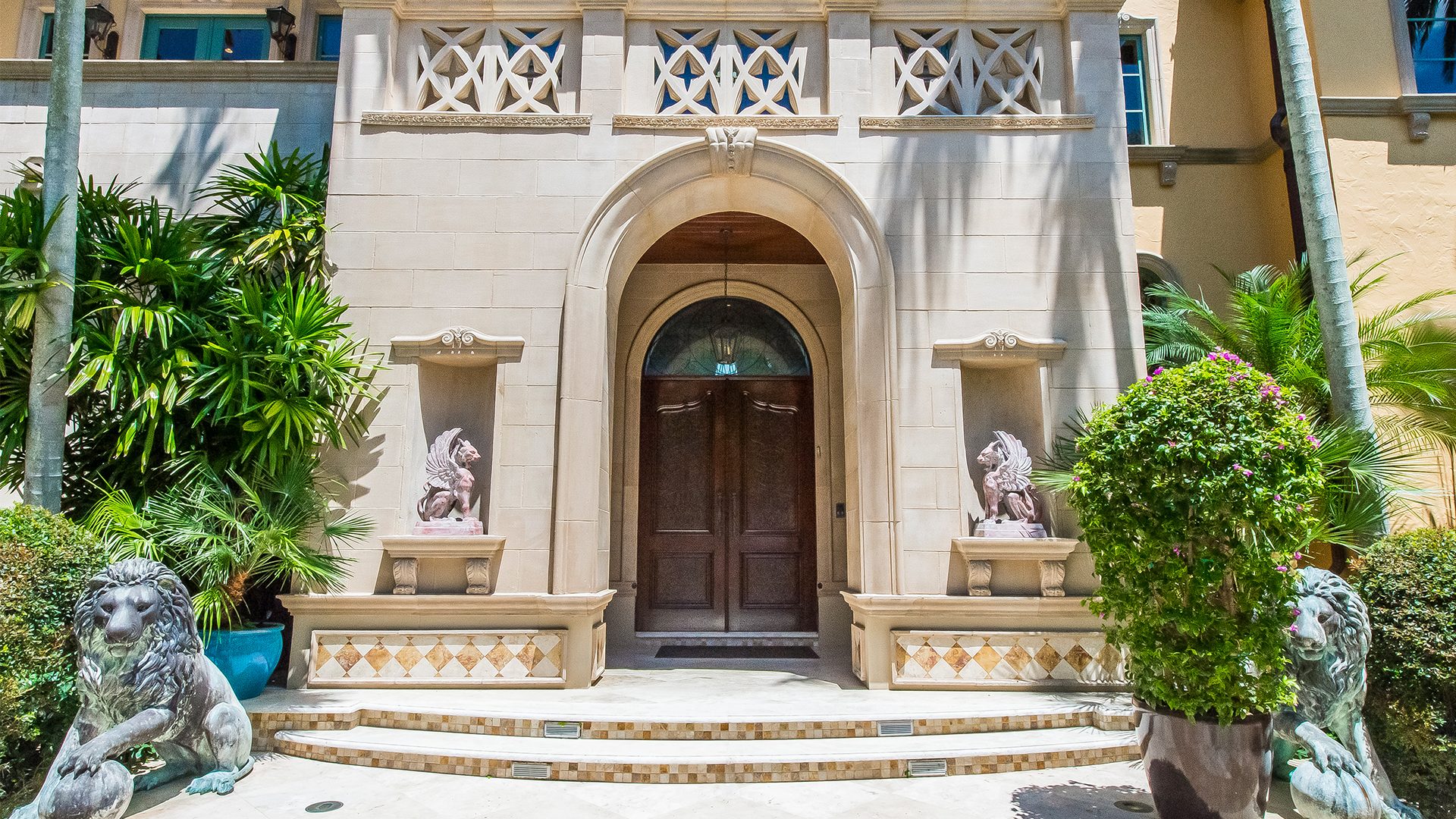 Luxury Estate Home 220 North Compass Drive, Fort Lauderdale, Florida 33308