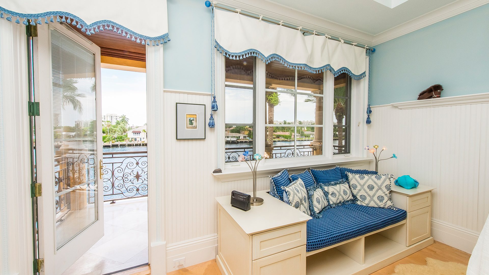 Luxury Estate Home 220 North Compass Drive, Fort Lauderdale, Florida 33308