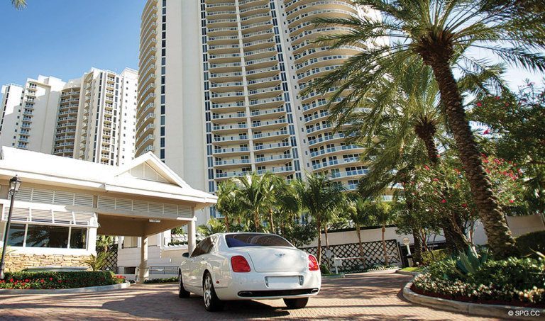 Ritz-Carlton Residences Entrance, Luxury Oceanfront Condominiums Located at 2700 N Ocean Dr, Palm Beach, FL 33404